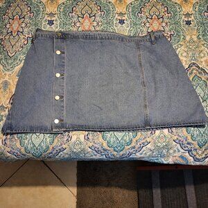 Shein Curve Women's Denim Blue Skirt  - Size US 26 (6X)